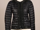 une veste noire sur un mannequin mannequin mannequin mannequin mannequin mannequin mannequin mannequin mannequin mannequin