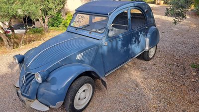 CITROEN 2CV AZ 1959. Cette 2 CV AZ est en bon état de présen…