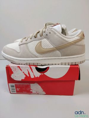 Nike Dunk Dunk Low blanche et dorée