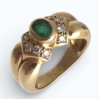 BAGUE jonc en or jaune avec émeraude et diamants Poids 7,5 g…