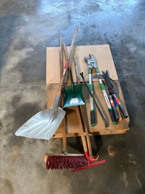 OUTILS de jardin - Photo 1