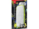 the nintendo wii case is in the packaging for the game console