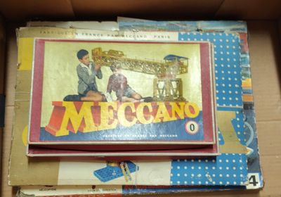 a box with a picture of a man and a woman on it