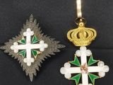 deux croix et une couronne sur fond noir