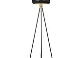 un lampadaire noir avec un pied en bois et un abat-jour noir