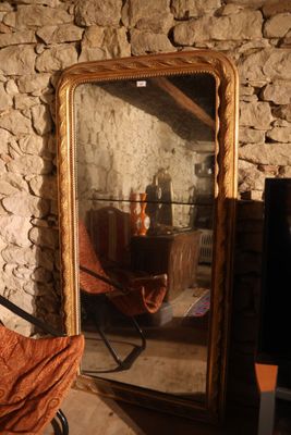 Glace boudin en bois stuqué sculpté de tors de rubans et feu… - Photo 1