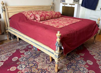 MAISON JANSEN Attribué à Grand lit double de style LXV en bo…
