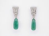 paire de boucles d'oreilles en émeraude et diamant