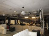an image of a large room with a lot of lights