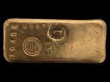 une barre d'or sur fond noir