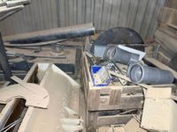 Convoyeur à bande, stock de moteurs électriques et pièces dé… (photo 6)