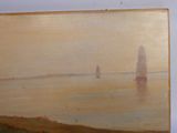 une image d'un tableau représentant un bateau dans l'eau