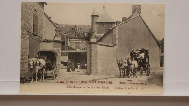 Puy de Dôme, édition Dumousset : St-Gervais d’Auvergne. Hôtel Cha...