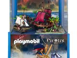 deux boîtes Playmobil contenant chacune un bateau pirate