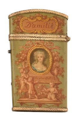 un briquet vert sur lequel figure l'image d'une femme