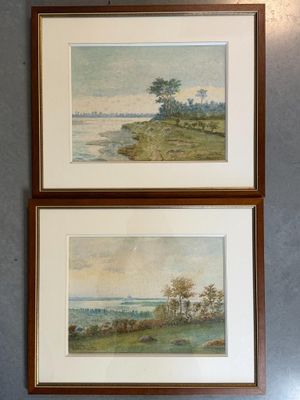 deux tableaux encadrés représentant une vue sur un lac et un arbre