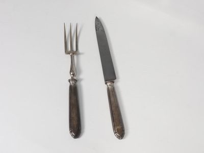 Service à gigot deux pièces manche argent fourré.