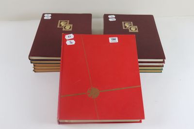 10 classeurs Monde neufs et oblitérés 6000 timbres env
