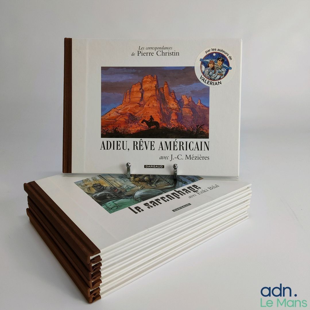 Objets d'art & Curiosités