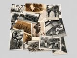 plusieurs vieilles photographies en noir et blanc représentant des femmes et des enfants