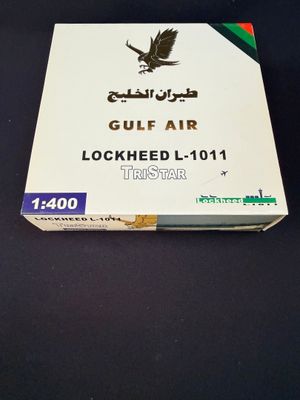 une image représentant un paquet de cigarettes orné d'une illustration d'un aigle