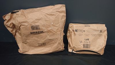 Lot de 2 colis Mystere (Retour Amazon,NPAI, Adresse incomple…