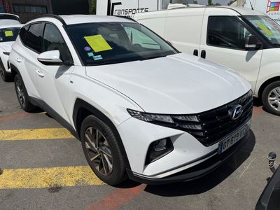 une Hyundai Tucson, vp, break, eh, 8cv, 1ère mise en circula…