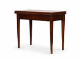 l'image d'une petite table en bois avec un tiroir en dessous