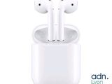 apple airpods avec étui de chargement sans fil