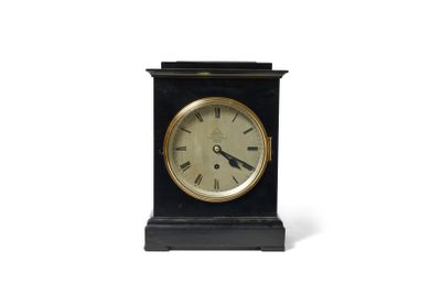 Pendule de cheminée signée (cadran) ‘Dent 61, Strand & 4 Roy…