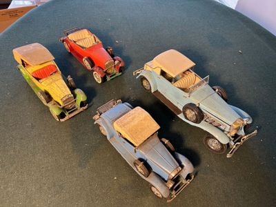 Miniature made in USA réalisées par Hubley au 1/18 : 2 modèl…