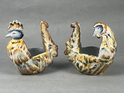 Emile GALLE (Lorraine). Paire de poules en faïence émaillée … - Photo 1