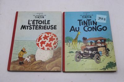 deux livres pour enfants sont posés l'un à côté de l'autre sur une table