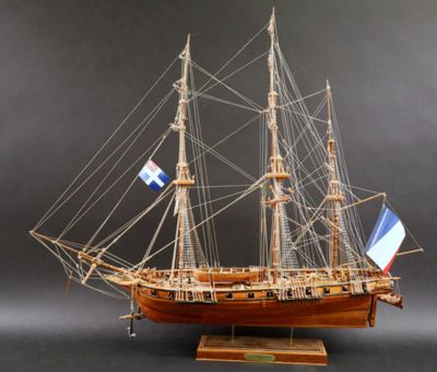 Maquette de voilier à trois mâts "la Confiance, 1796" en boi…