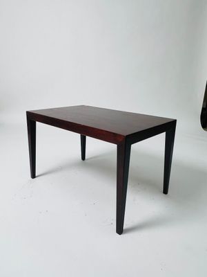 Table basse en placage d'acajou pieds gaines - Photo 1