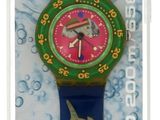 une photo d'une montre dans son emballage