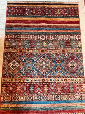 Tapis Afghan couleur bleue, rouge beige 125 X 0/85