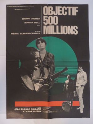 une vieille affiche de cinéma représentant un homme tenant un pistolet devant une femme