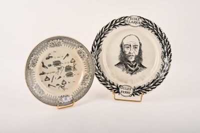 deux assiettes avec l'image d'un homme et d'une femme