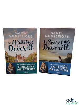 deux livres posés sur une table