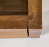 208 Jardinière en bois. (photo 6)