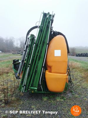 UN PULVERISATEUR AMAZONE AF1801 2009 - Photo 1