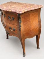 Commode en bois de placage marqueté, style Louis XV, H : 86 … (photo 2)