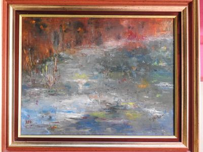 un tableau accroché au mur d'une pièce