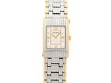 une montre pour femme avec un bracelet bicolore or et argent