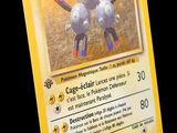 gros plan d'une carte pokemon sur fond noir