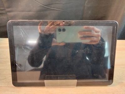 une personne se prenant en photo dans un miroir