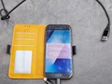un téléphone portable branché sur un chargeur