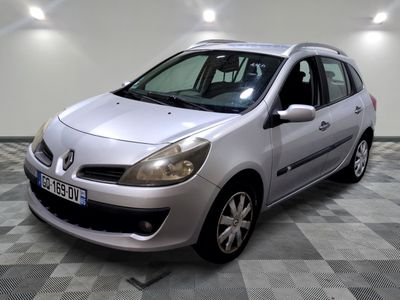 RENAULT - CLIO ESTATE TCE 100 ECO2 DYNAMIQUE - ES - Mise en …
