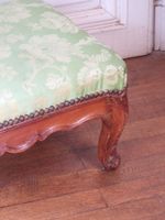 TABOURET DE PIED rectangulaire en bois naturel mouluré et sc… (photo 5)